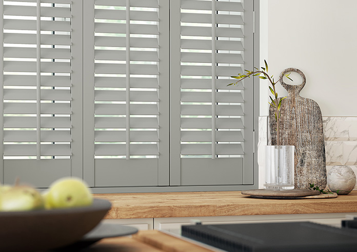 Bromley, Smoke Grey - Full Height Twist&Fit Plantation Shutter - Image 5